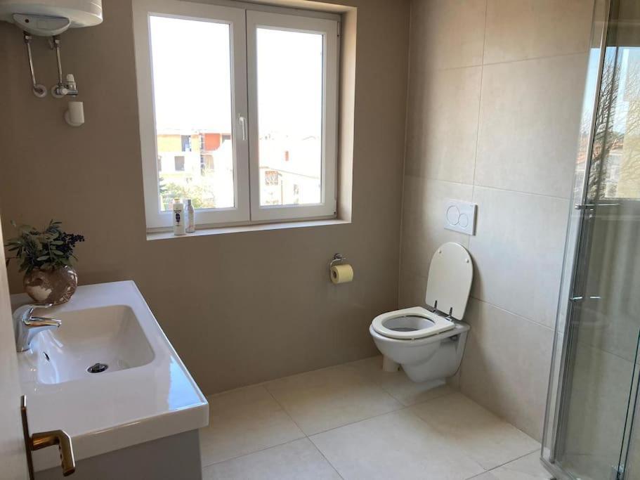 Dachgeschoss-Apartment "Andemi" In Istrien Novigrad  Luaran gambar